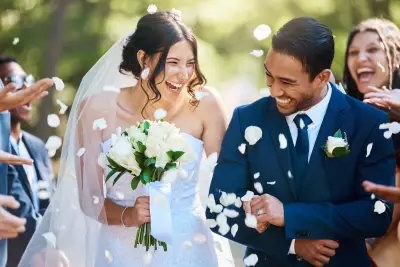 These are the unwritten rules of being a wedding guest, according to experts: ‘People don’t realize how much depends on this’