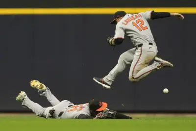 Contreras’ RBI single in 8th helps Brewers win 5-4, hand Orioles their 7th straight loss