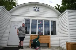 Big-hearted Westchester teen finishes veteran hall beautification project in time for Memorial Day — after freak accident