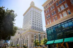 New report offers grim forecast of Oakland’s economy through 2030
