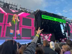 Avril Lavigne turns back the clock at Boston Calling 2025